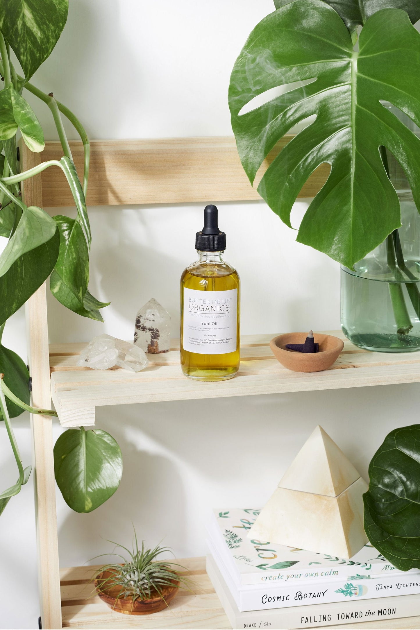 Organic Yoni Oil - The Cura Way