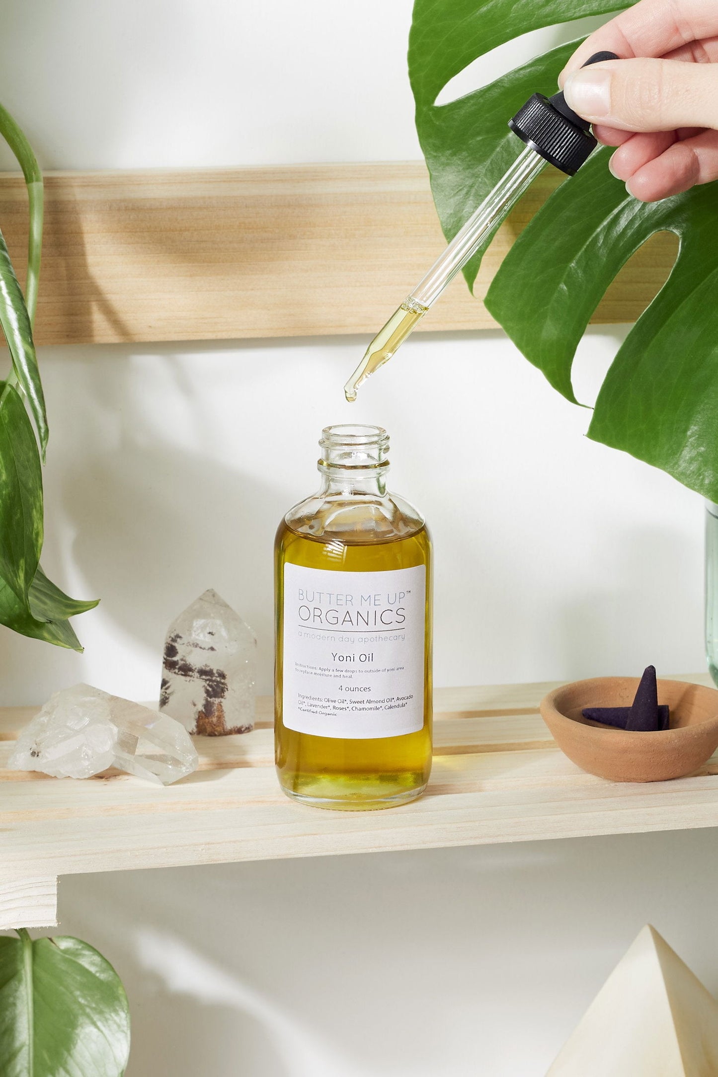 Organic Yoni Oil - The Cura Way